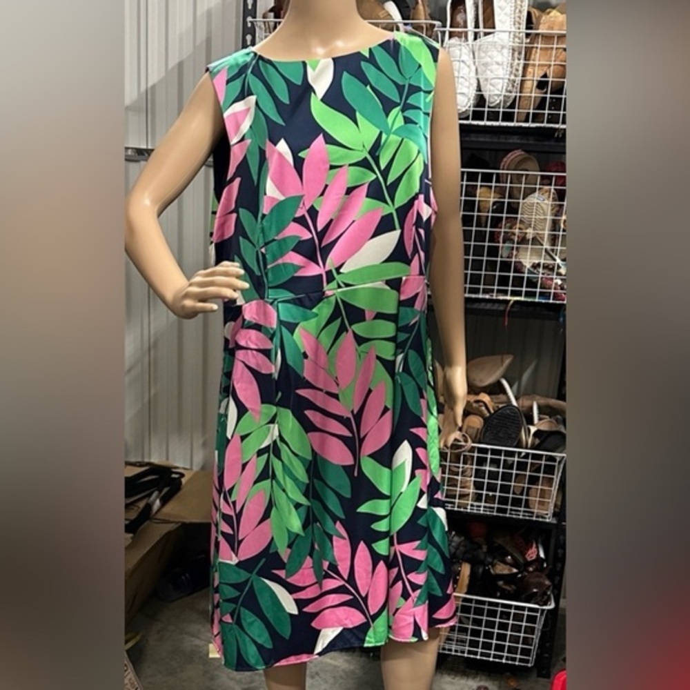 NWT  Punt Roma pink and green Tropical Leaf Print Sleeveless Midi Dress size 16